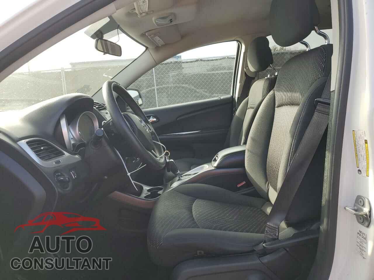 DODGE JOURNEY 2017 - 3C4PDCBG7HT509824