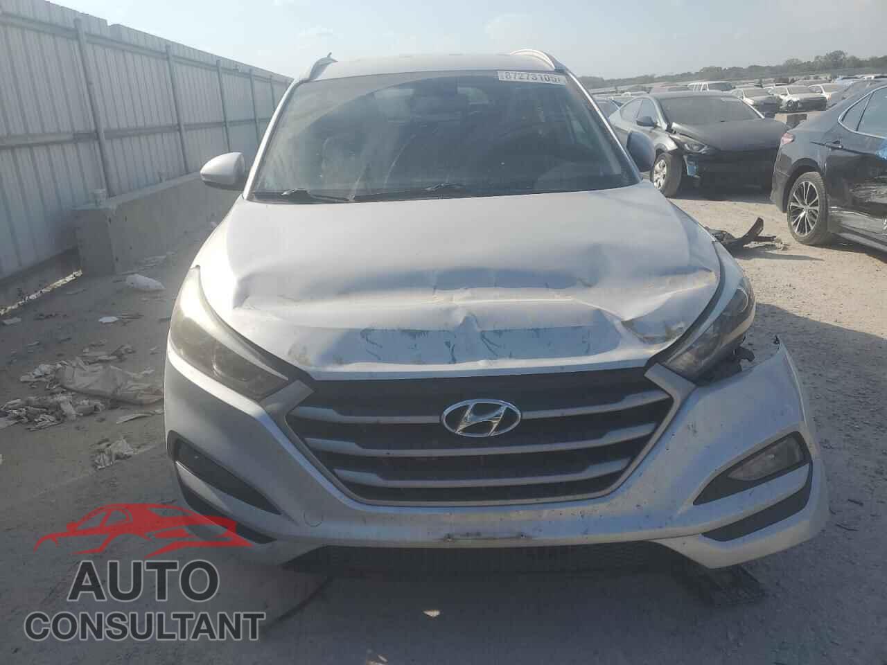 HYUNDAI TUCSON 2017 - KM8J3CA49HU559271