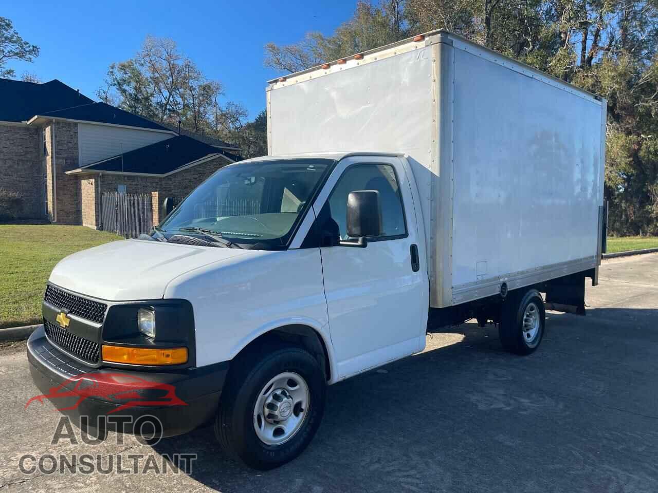 CHEVROLET EXPRESS 2015 - 1GB0G2CF6F1258151