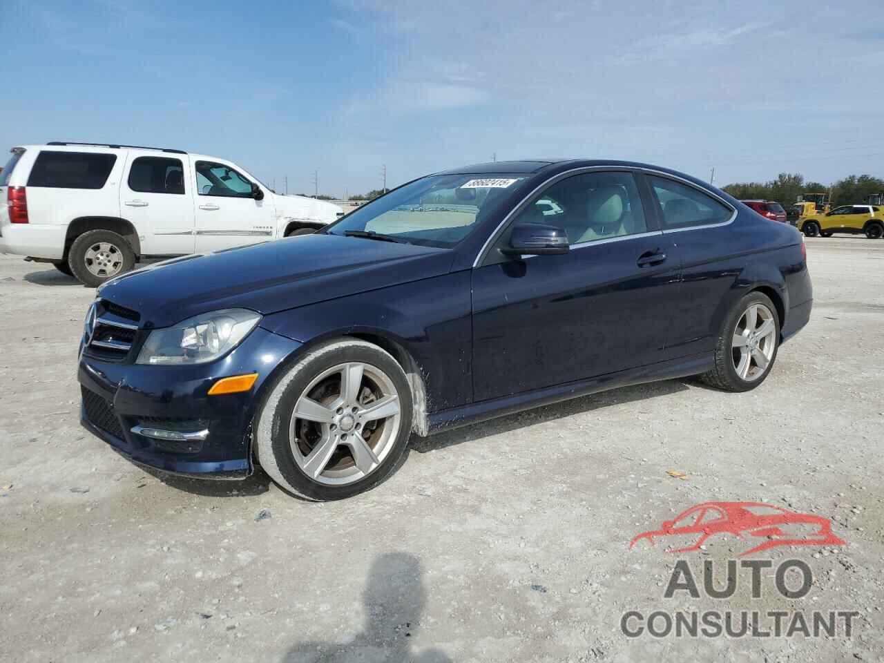 MERCEDES-BENZ C-CLASS 2014 - WDDGJ4HB5EG273173