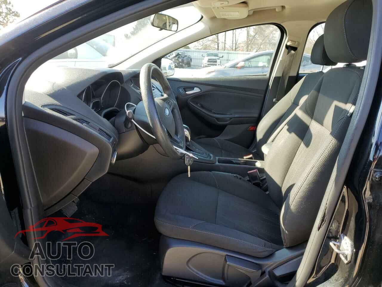 FORD FOCUS 2016 - 1FADP3F23GL241198