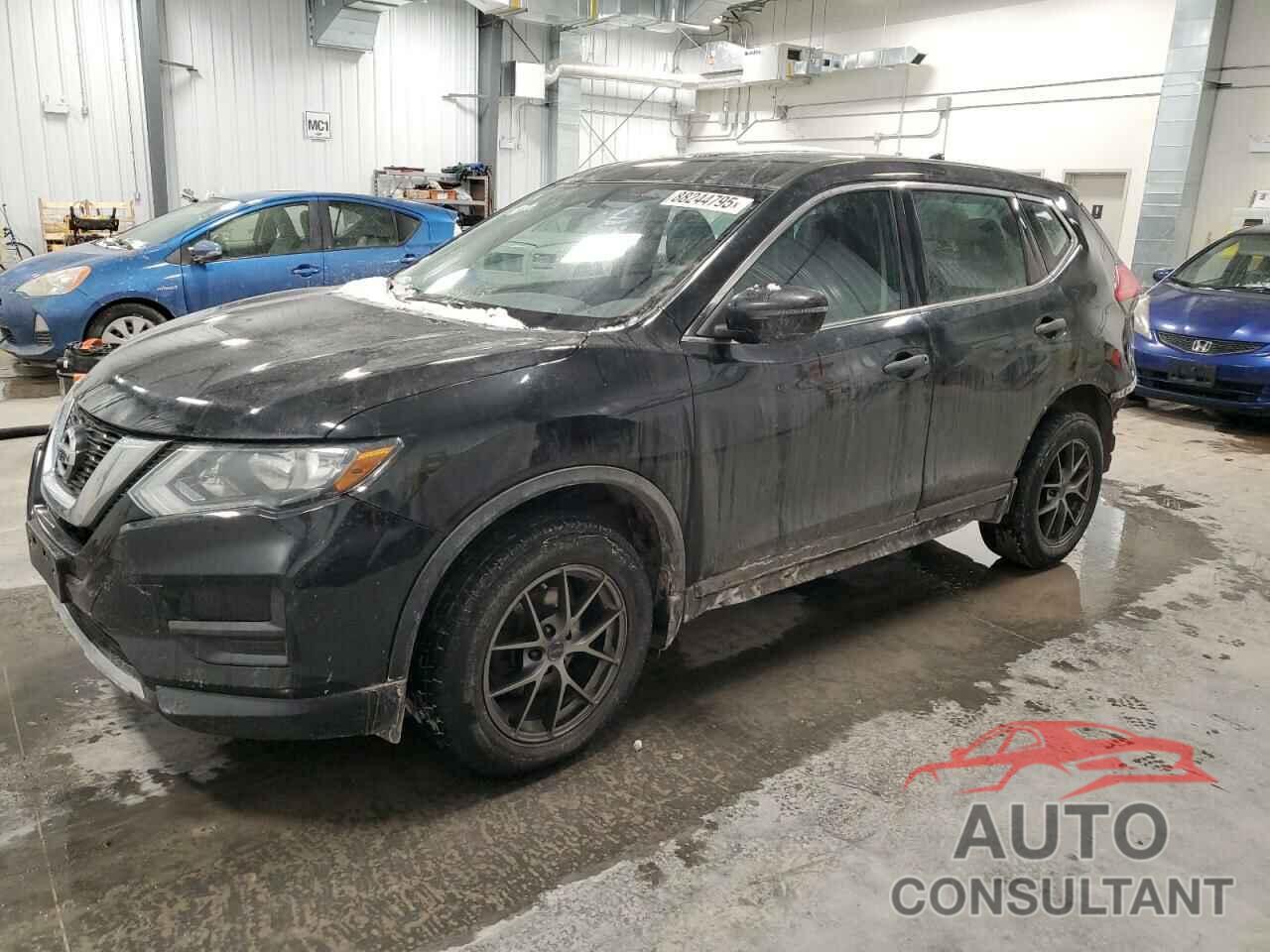 NISSAN ROGUE 2017 - 5N1AT2MV2HC809471