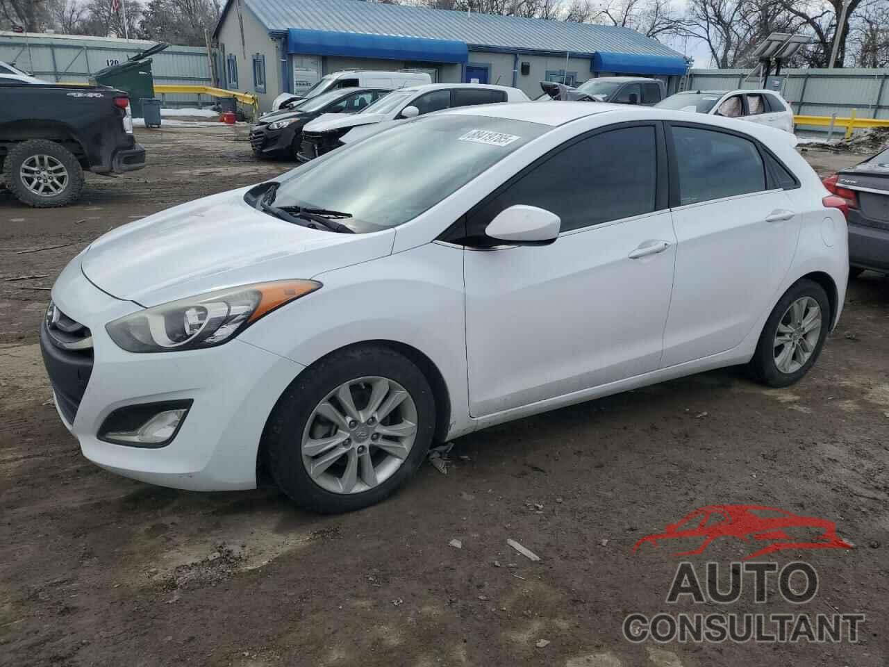 HYUNDAI ELANTRA 2013 - KMHD35LE9DU074380