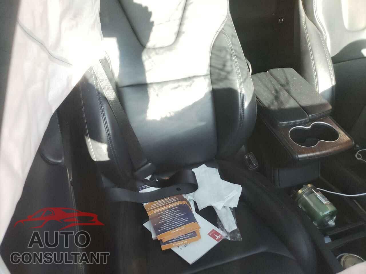TESLA MODEL S 2017 - 5YJSA1E24HF232152