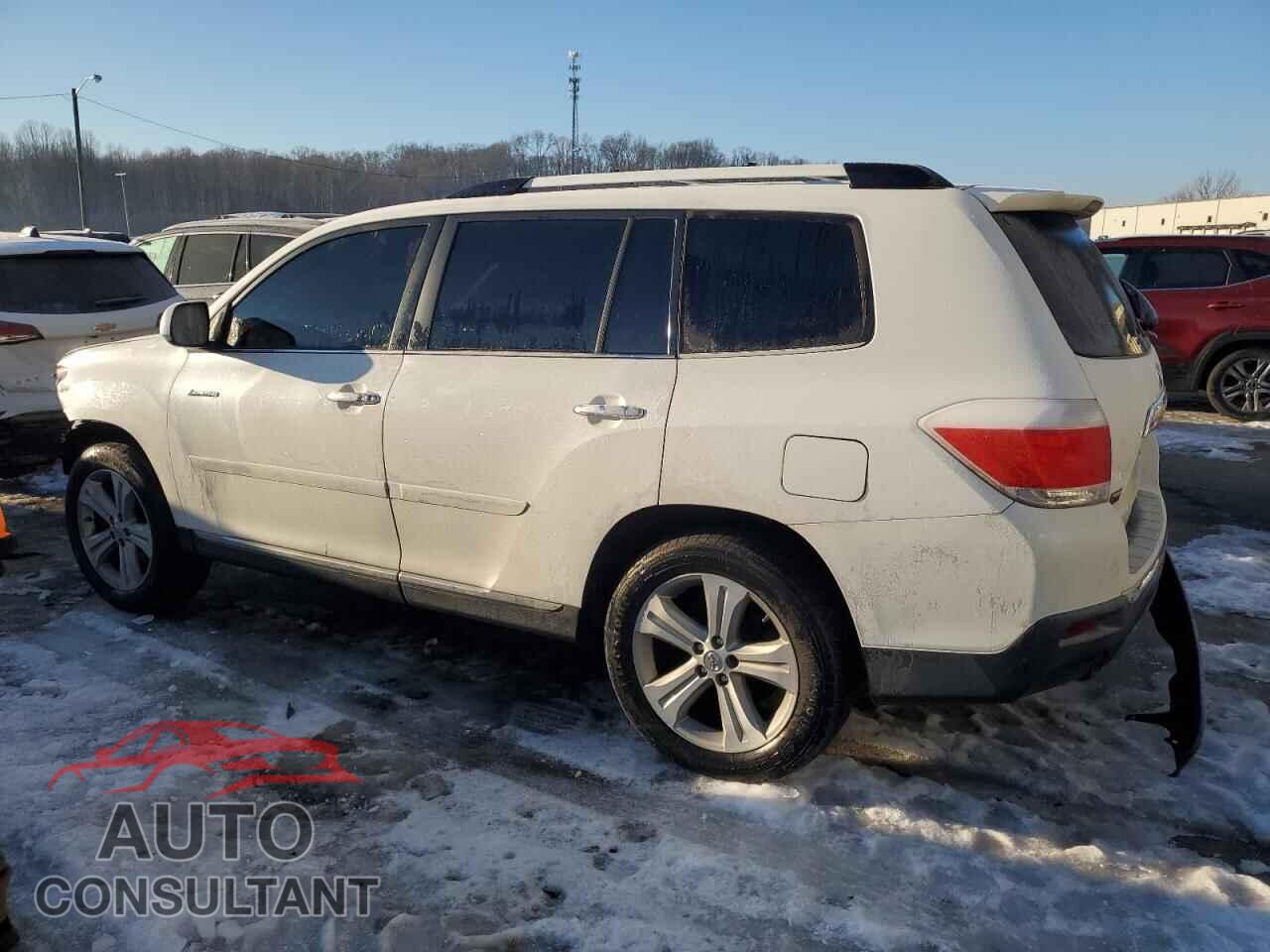 TOYOTA HIGHLANDER 2013 - 5TDDK3EH8DS238211