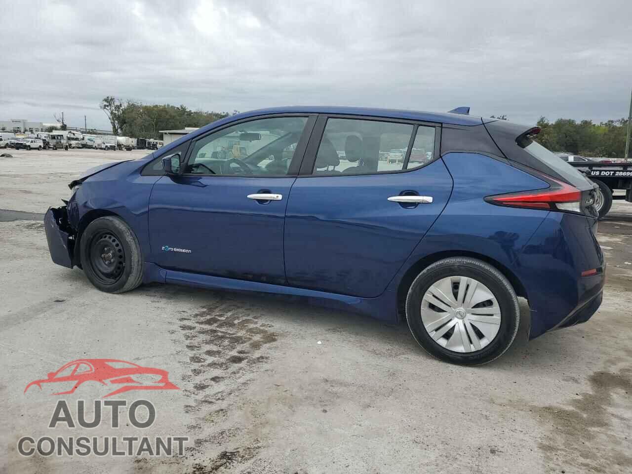 NISSAN LEAF 2018 - 1N4AZ1CP2JC316921