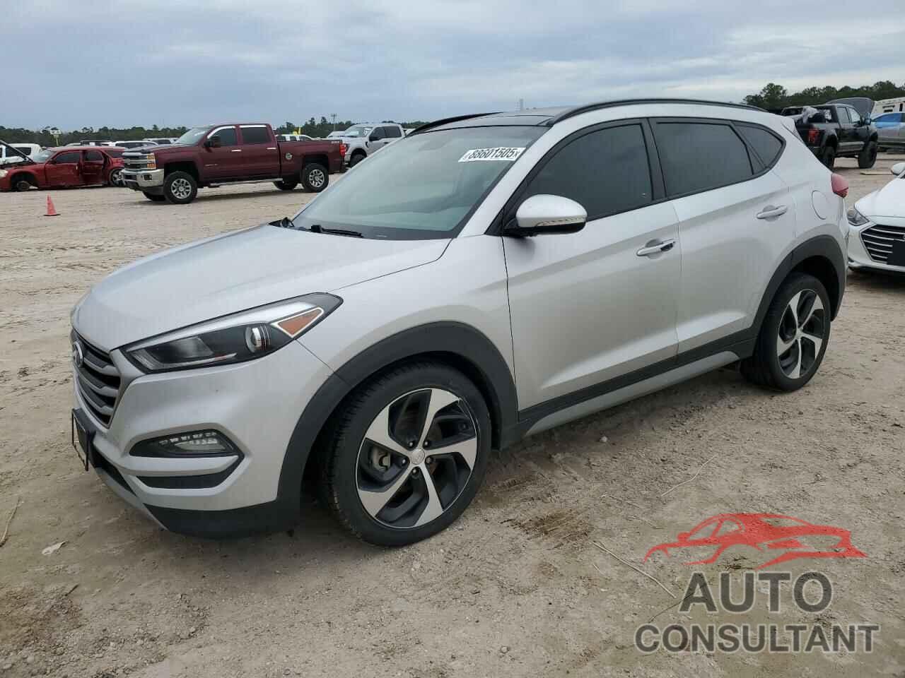 HYUNDAI TUCSON 2018 - KM8J33A28JU804209