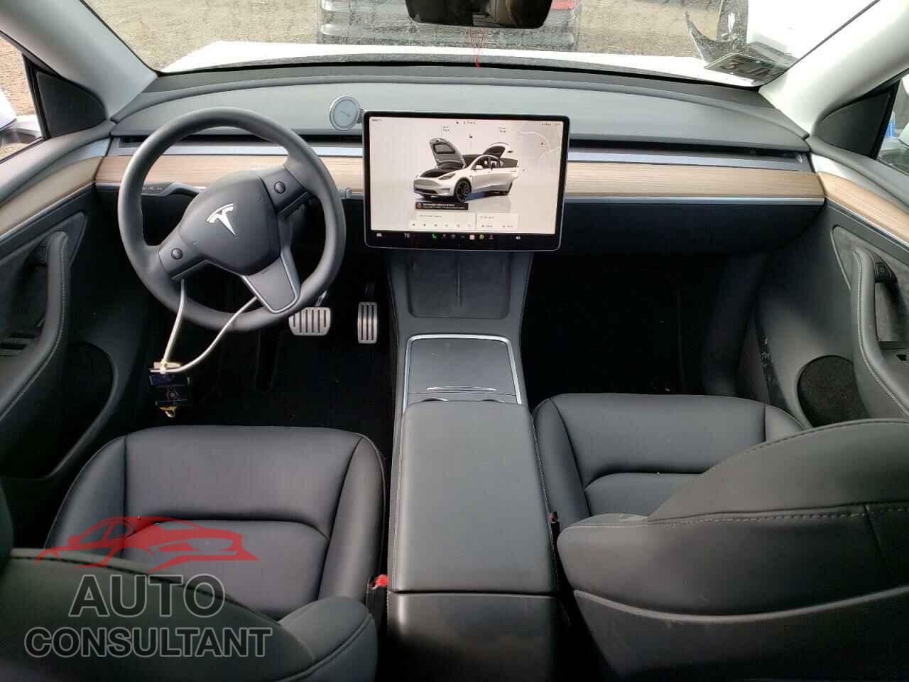 TESLA MODEL Y 2023 - 7SAYGDEFXPF855628
