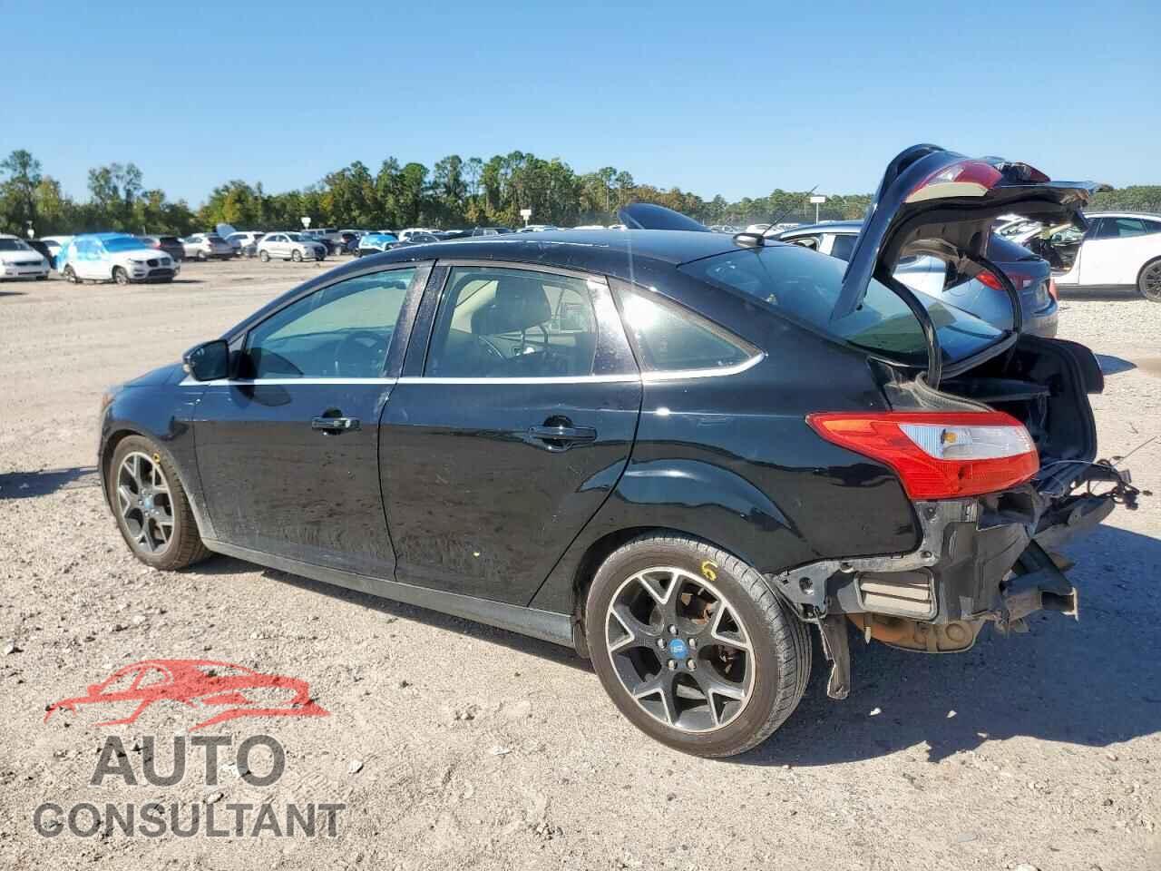 FORD FOCUS 2012 - 1FAHP3J29CL221685