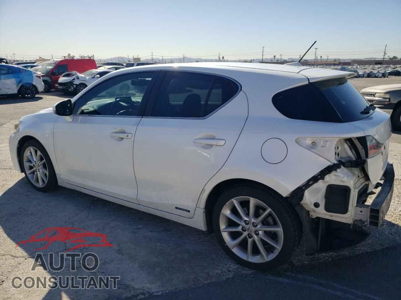 LEXUS CT 200 2012 - JTHKD5BH2C2065825