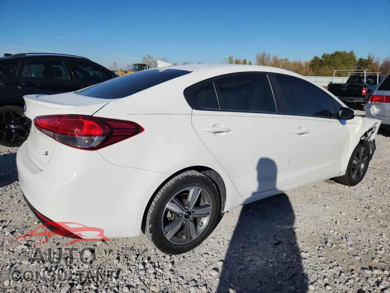 KIA FORTE 2018 - 3KPFL4A79JE219228