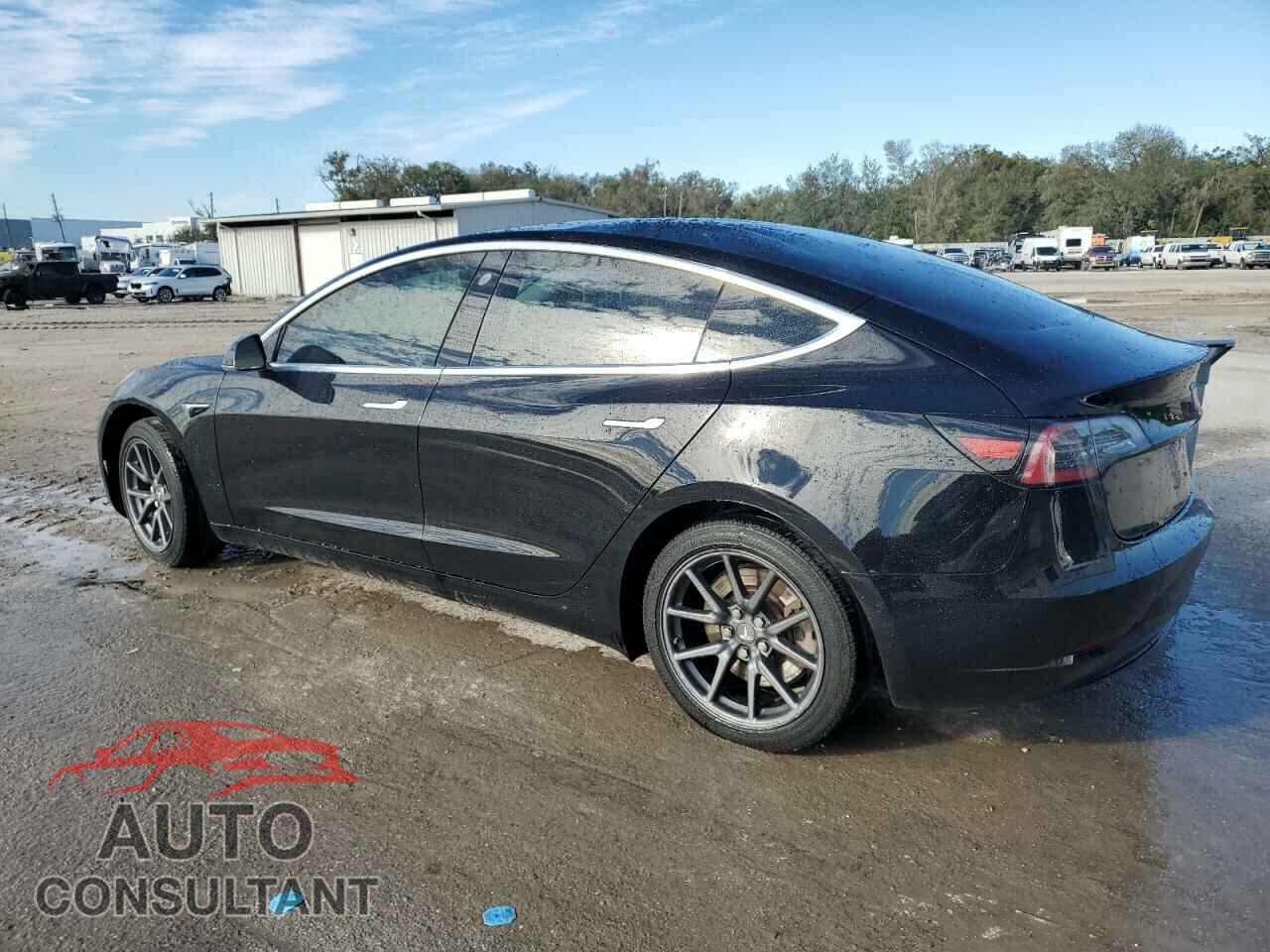 TESLA MODEL 3 2018 - 5YJ3E1EA6JF095625