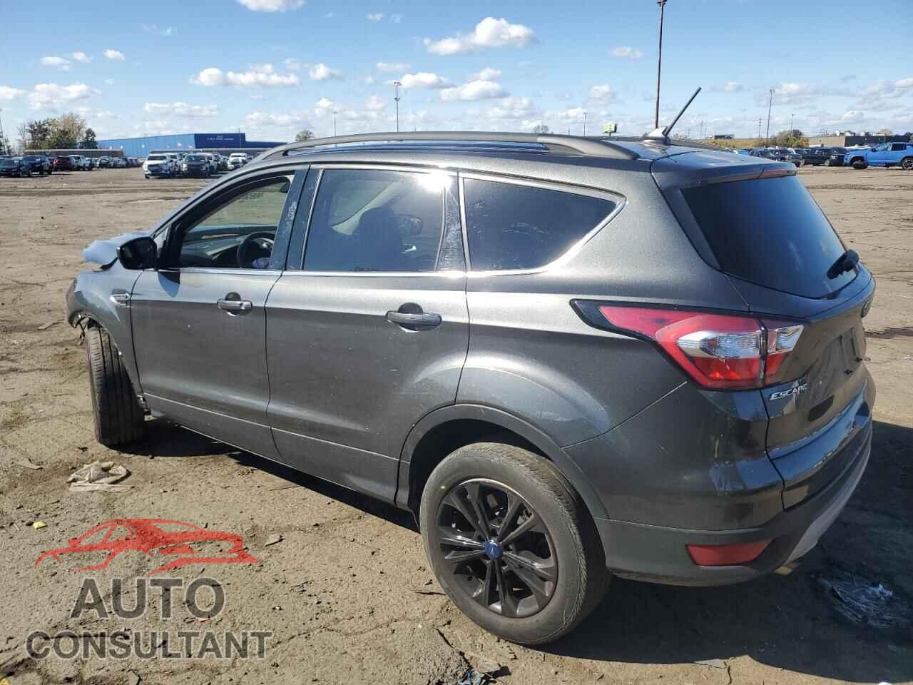 FORD ESCAPE 2018 - 1FMCU0HD7JUA70609
