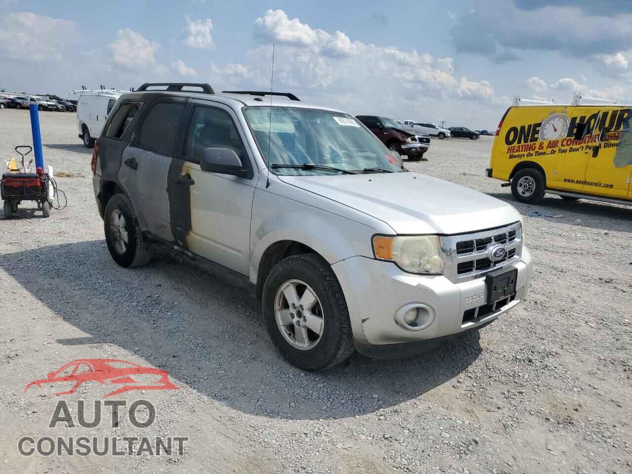 FORD ESCAPE 2009 - 1FMCU03G79KA44942