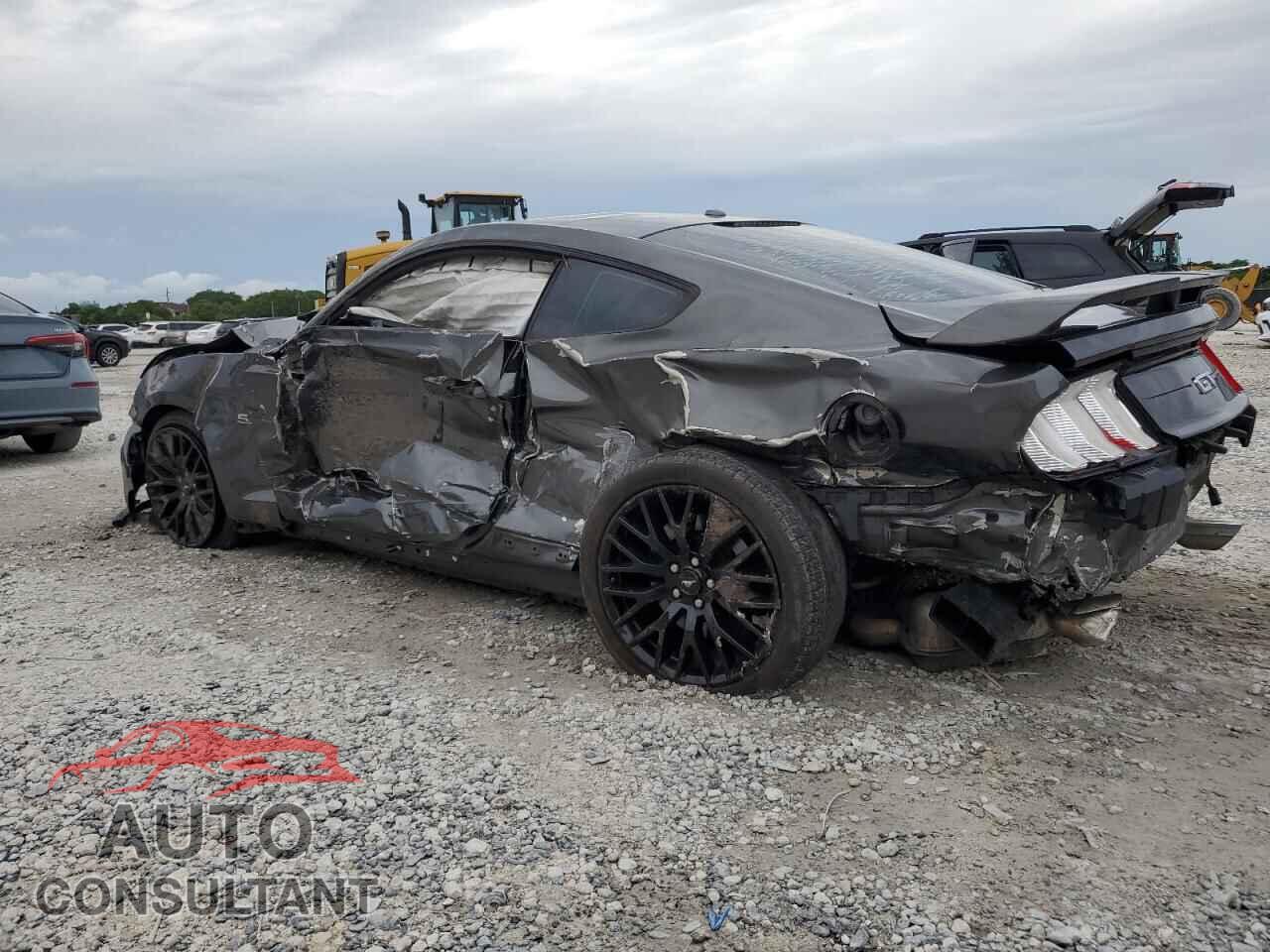 FORD MUSTANG 2018 - 1FA6P8CF0J5116779