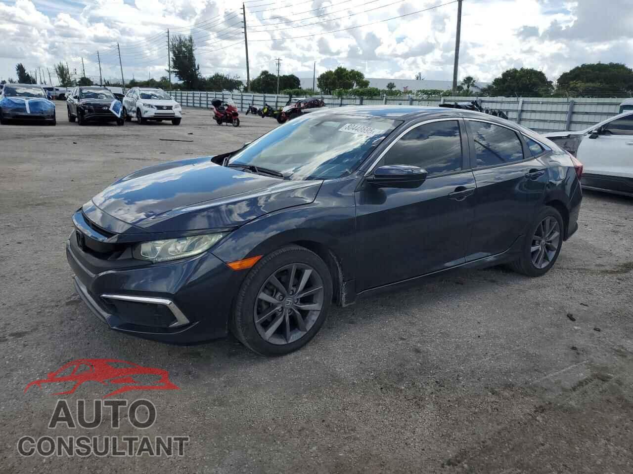 HONDA CIVIC 2018 - 2HGFC2F59JH610154