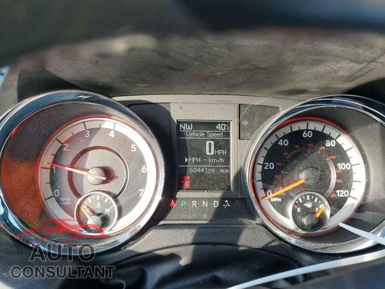 DODGE CARAVAN 2018 - 2C4RDGEG2JR202971