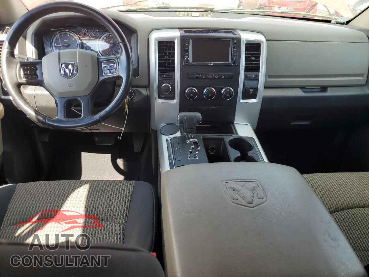 DODGE RAM 1500 2012 - 1C6RD7LT1CS186979
