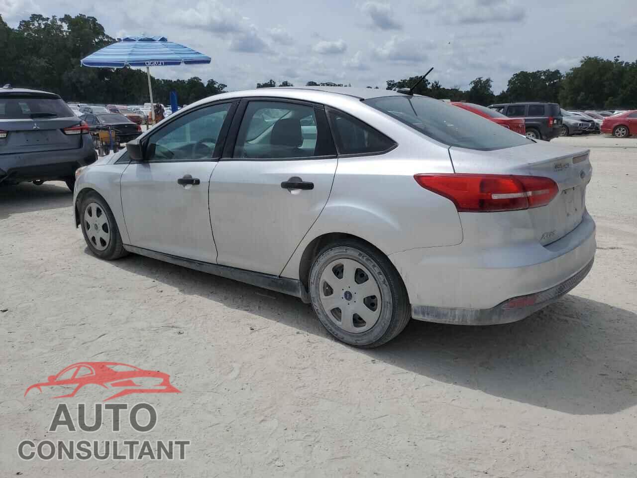 FORD FOCUS 2016 - 1FADP3E25GL241365