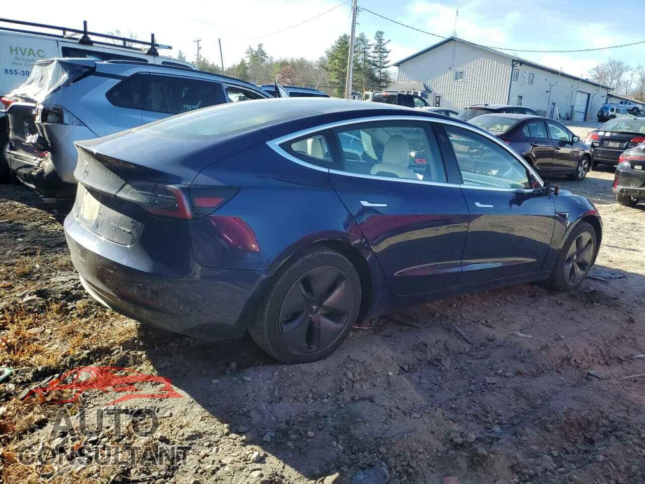TESLA MODEL 3 2018 - 5YJ3E1EB4JF056170