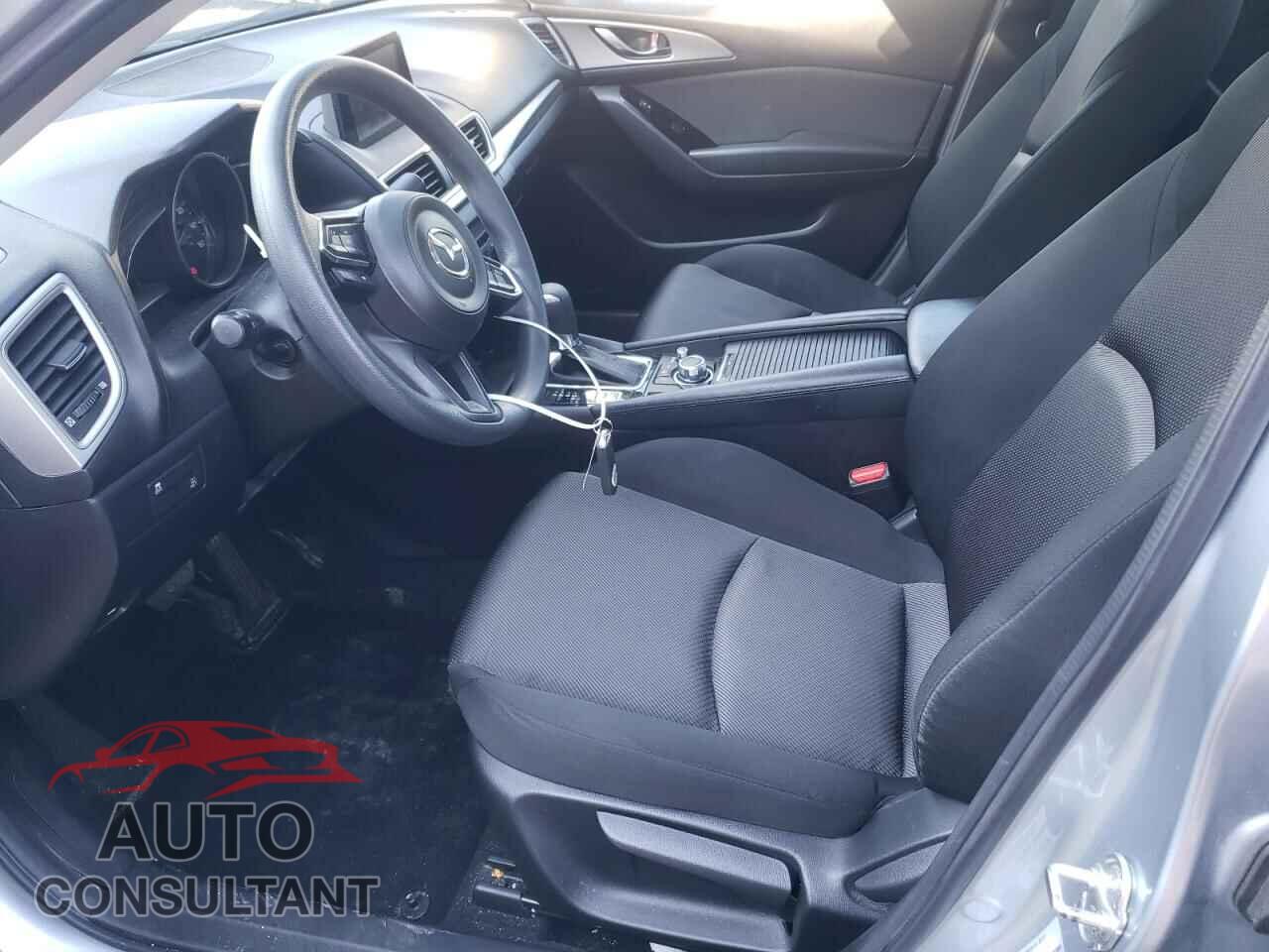 MAZDA 3 2017 - 3MZBN1U71HM100850