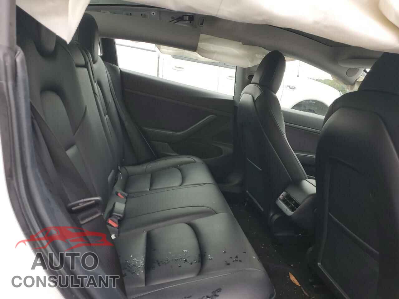 TESLA MODEL 3 2021 - 5YJ3E1EA0MF940523