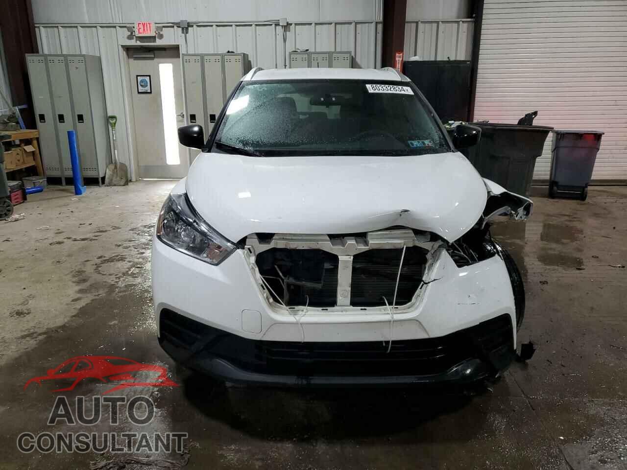 NISSAN KICKS 2018 - 3N1CP5CU8JL509393