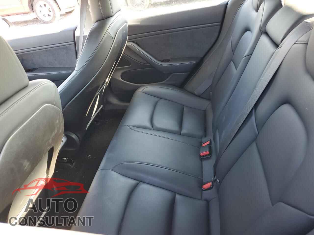 TESLA MODEL 3 2018 - 5YJ3E1EA5JF025436