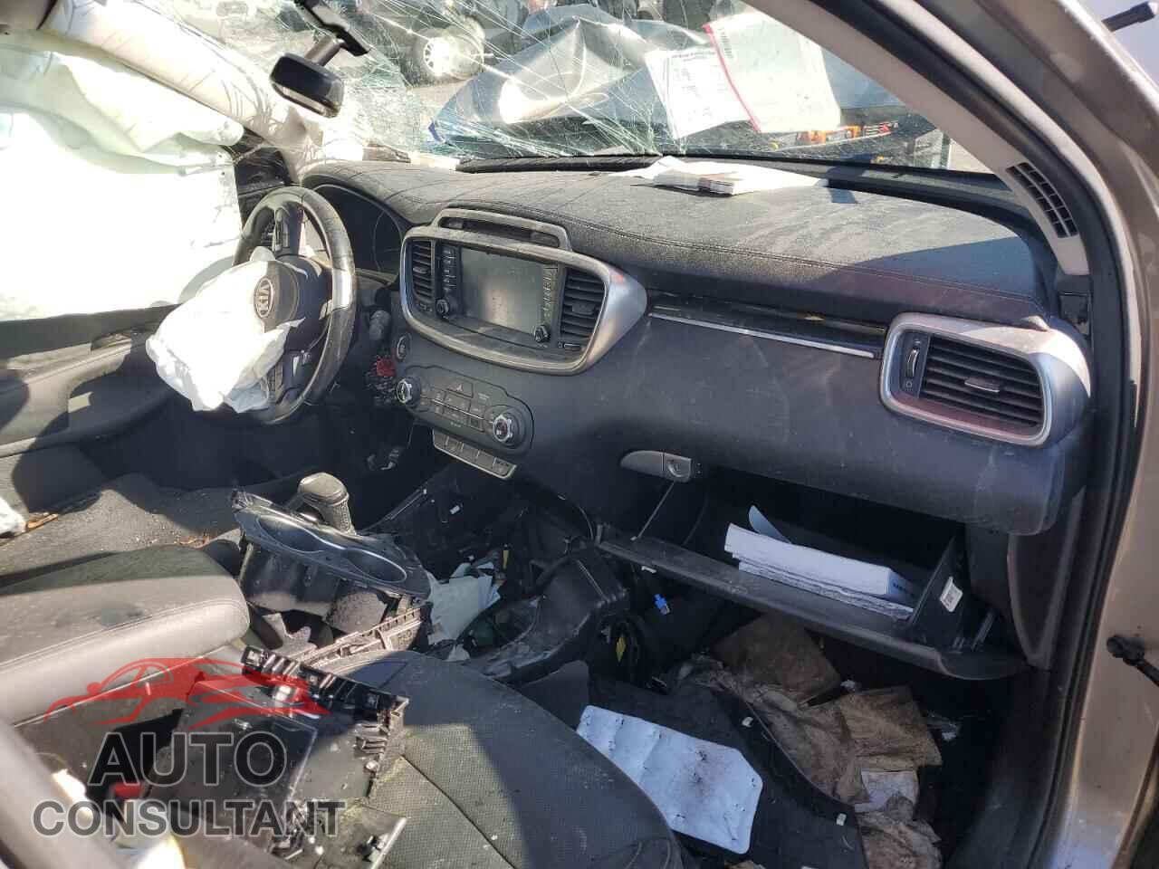 KIA SORENTO 2016 - 5XYPK4A59GG139977
