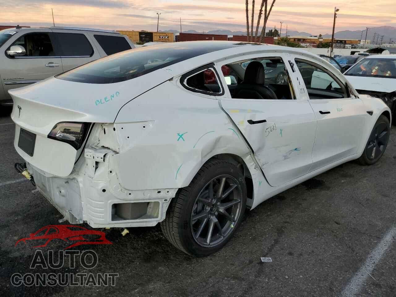 TESLA MODEL 3 2021 - 5YJ3E1EA6MF877038