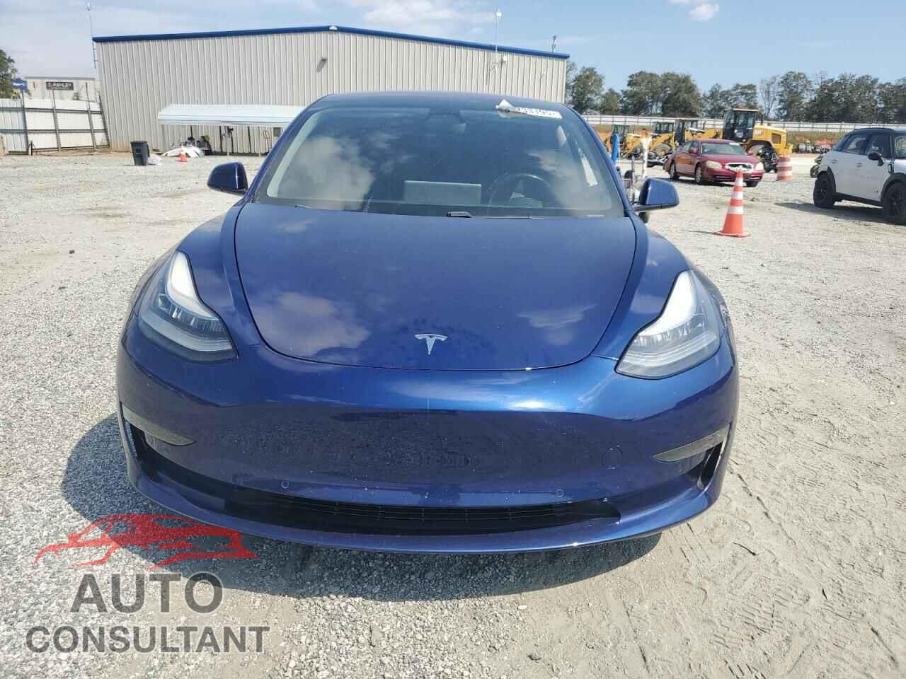 TESLA MODEL 3 2018 - 5YJ3E1EB9JF120283