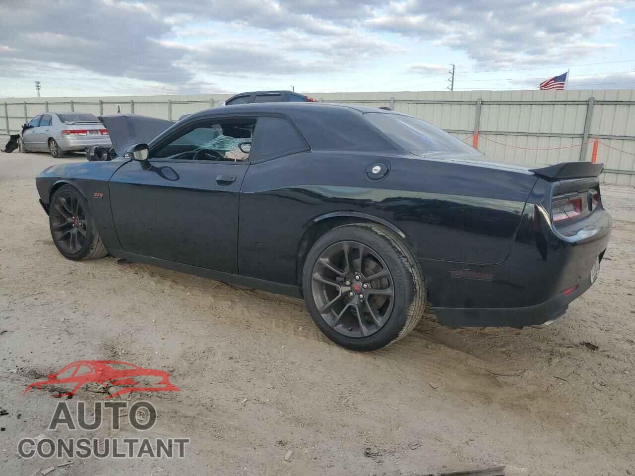 DODGE CHALLENGER 2018 - 2C3CDZBT3JH155477