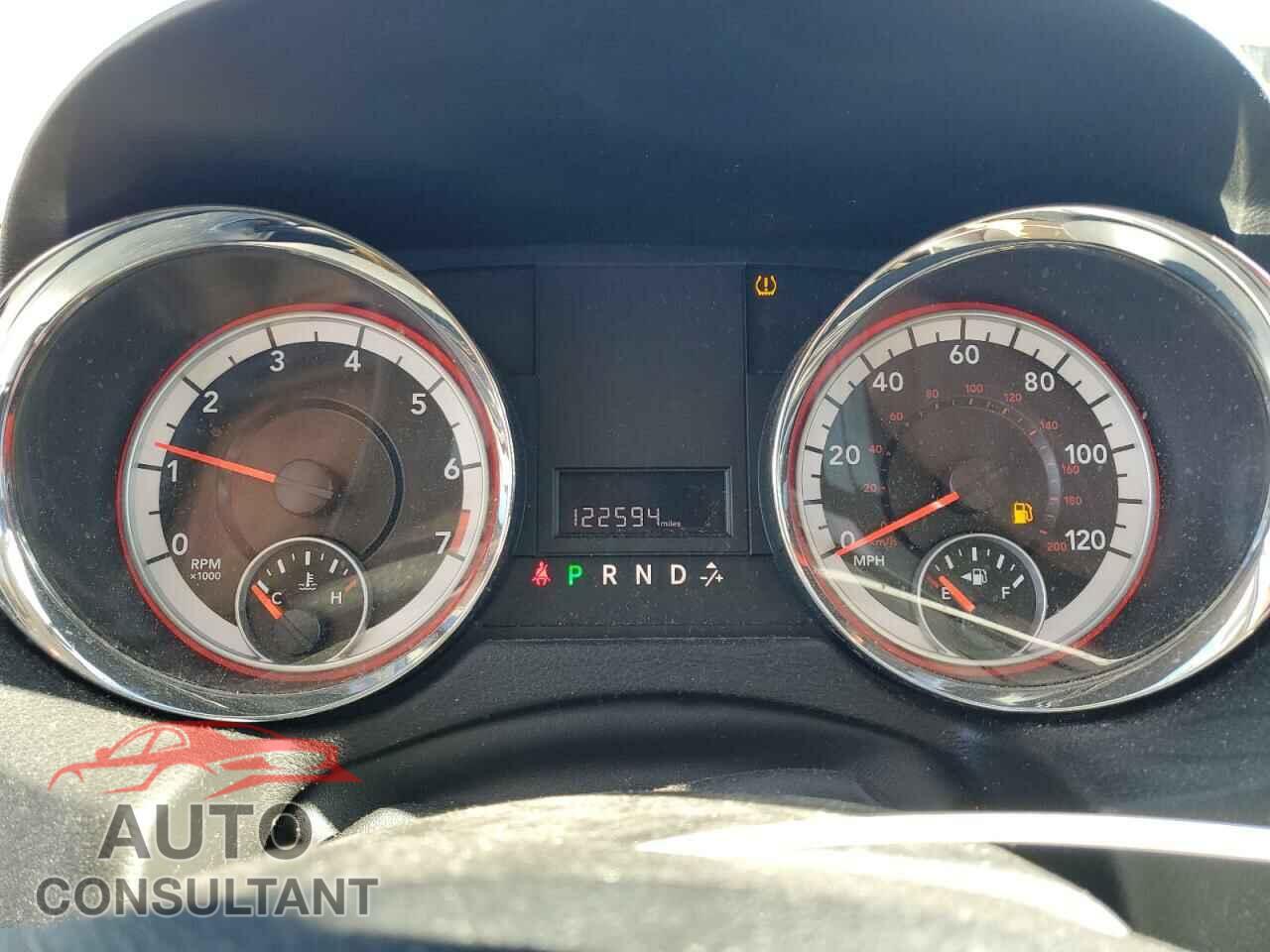 DODGE CARAVAN 2011 - 2D4RN4DG7BR732726