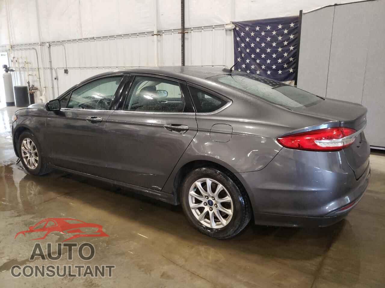 FORD FUSION 2017 - 3FA6P0G72HR105584