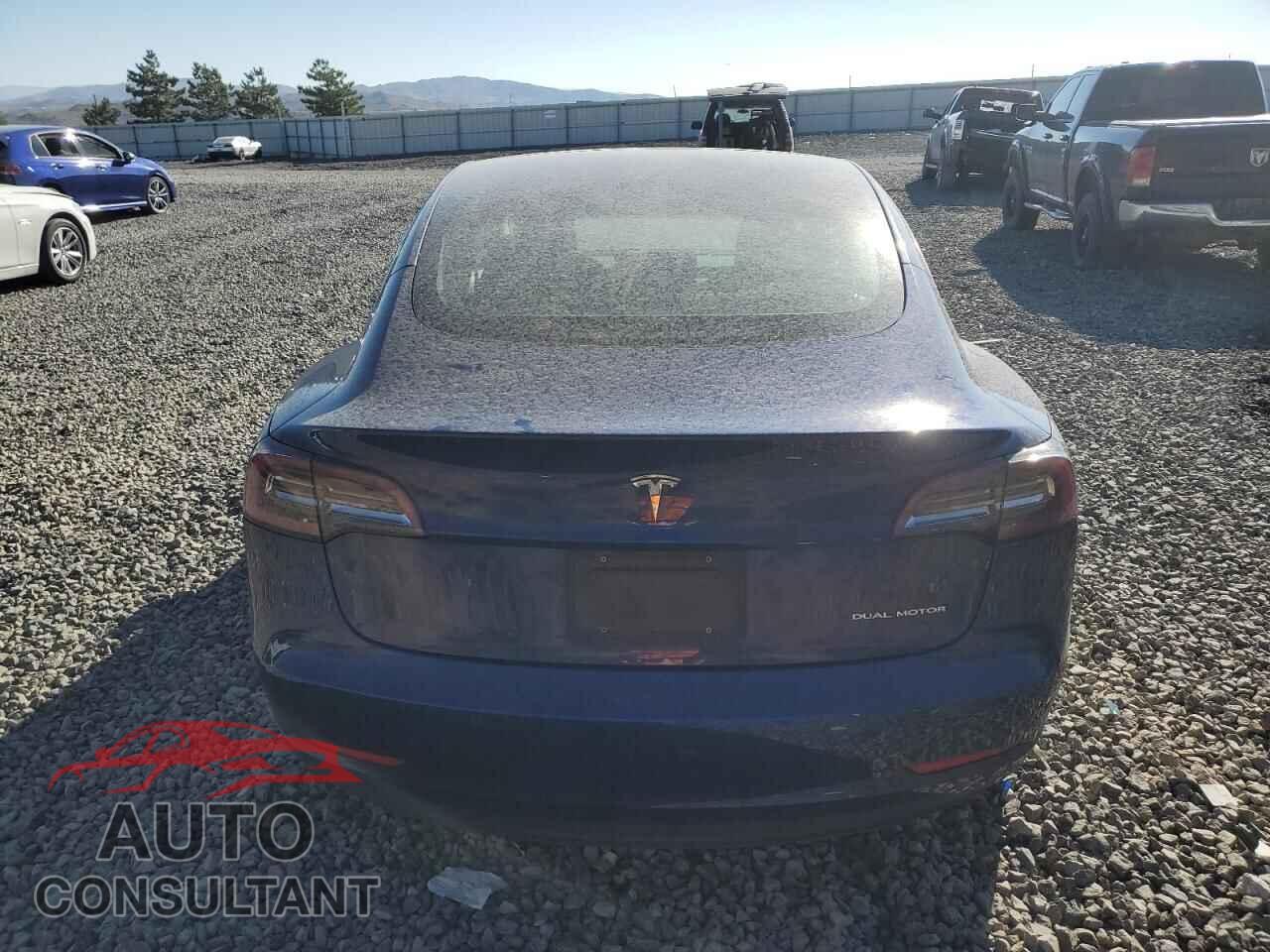 TESLA MODEL 3 2019 - 5YJ3E1EB7KF390047