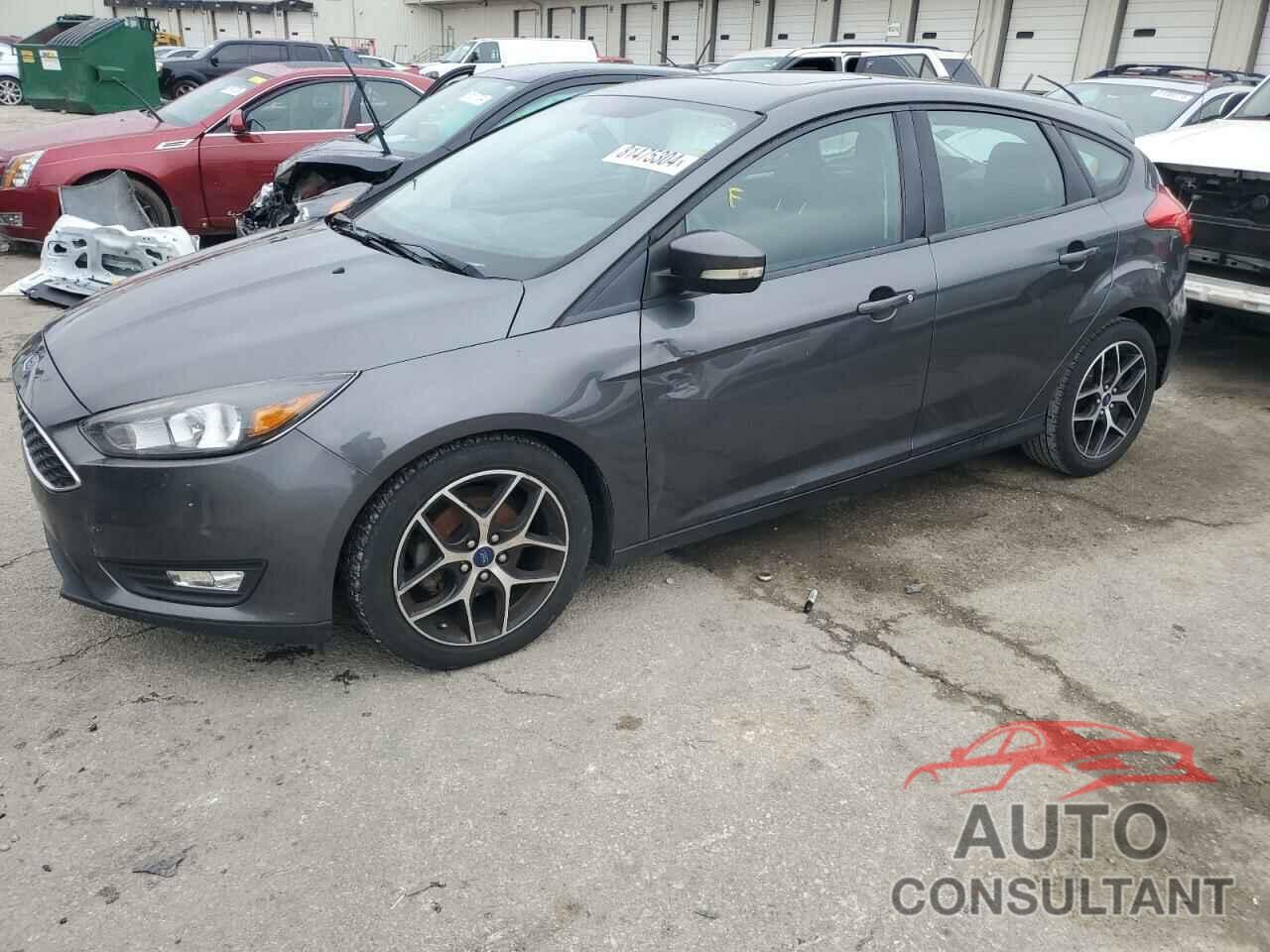 FORD FOCUS 2018 - 1FADP3M23JL202671