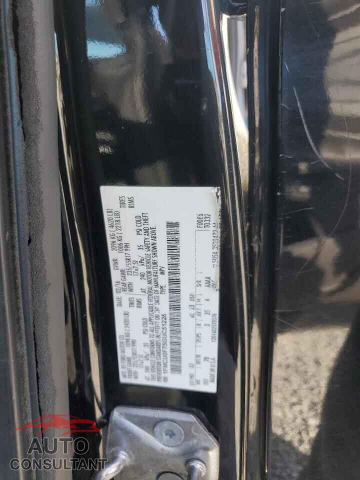FORD ESCAPE 2016 - 1FMCU0F75GUC51228