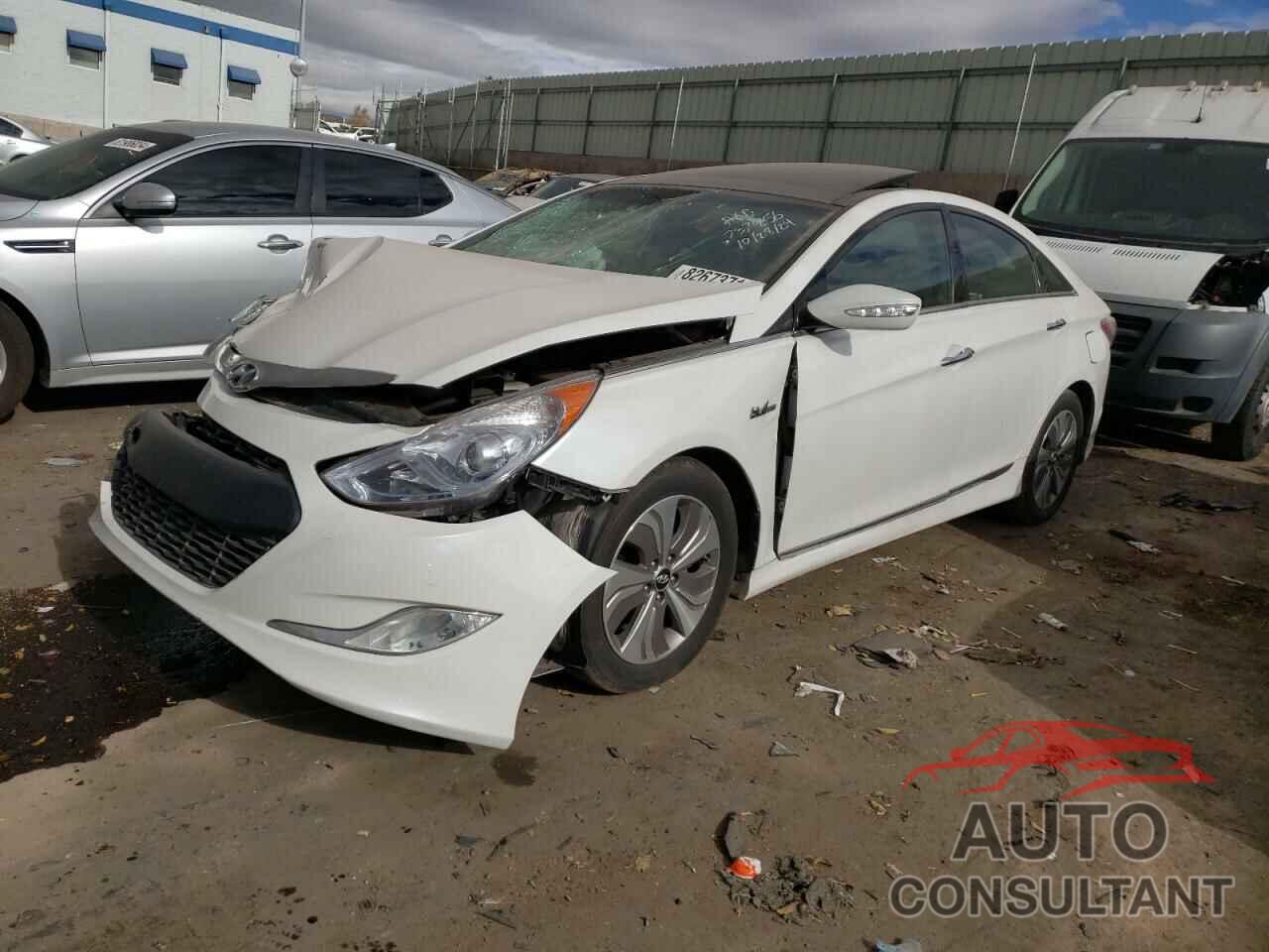 HYUNDAI SONATA 2015 - KMHEC4A43FA136952