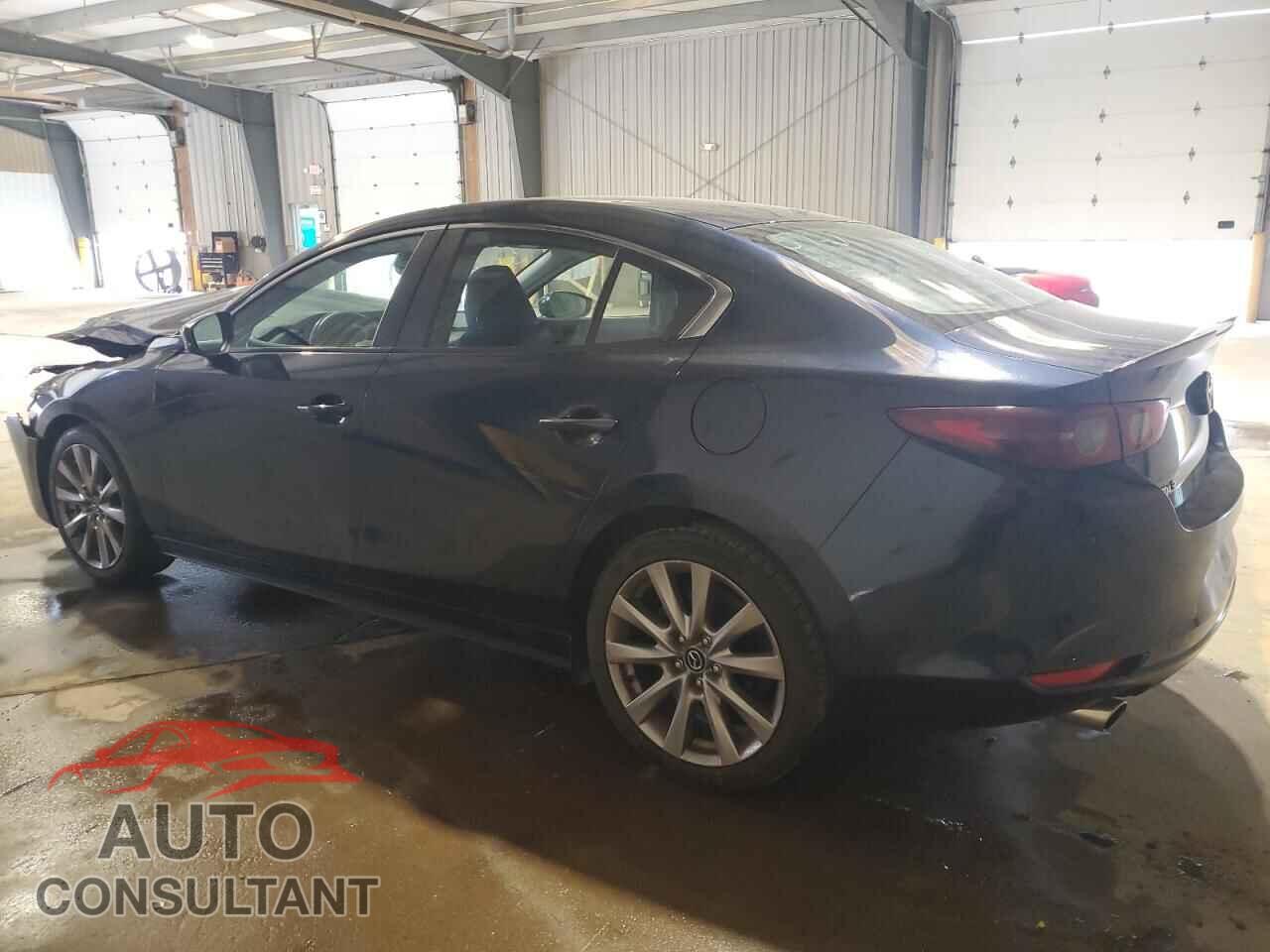 MAZDA 3 2021 - JM1BPABL4M1315921