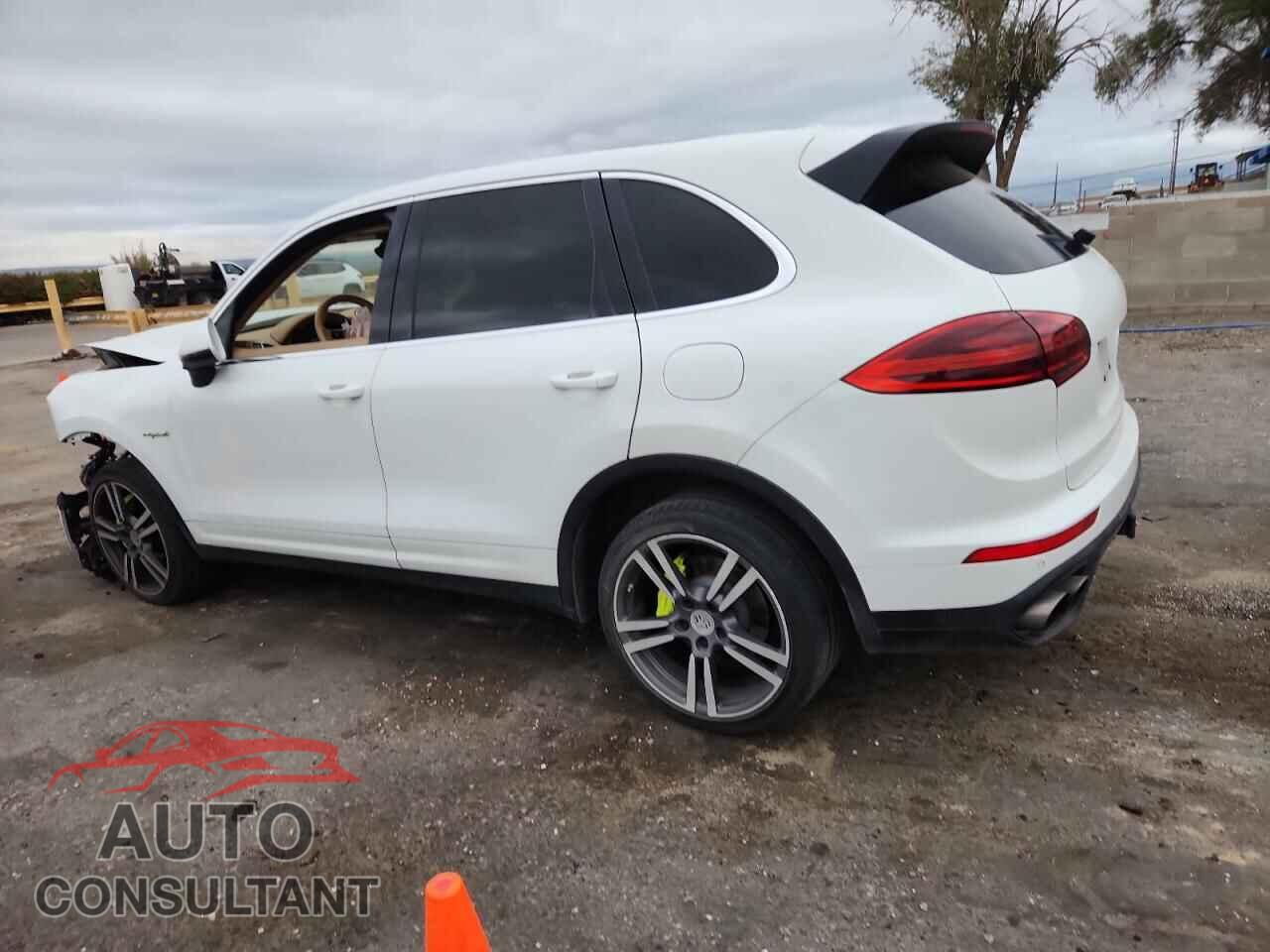 PORSCHE CAYENNE 2015 - WP1AE2A24FLA52206