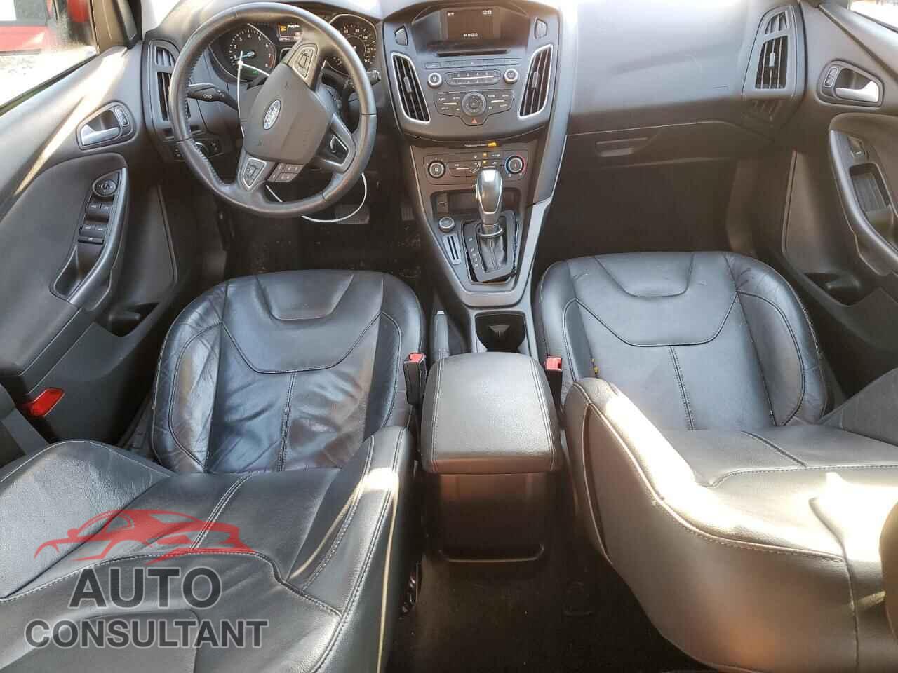 FORD FOCUS 2016 - 1FADP3K25GL329840