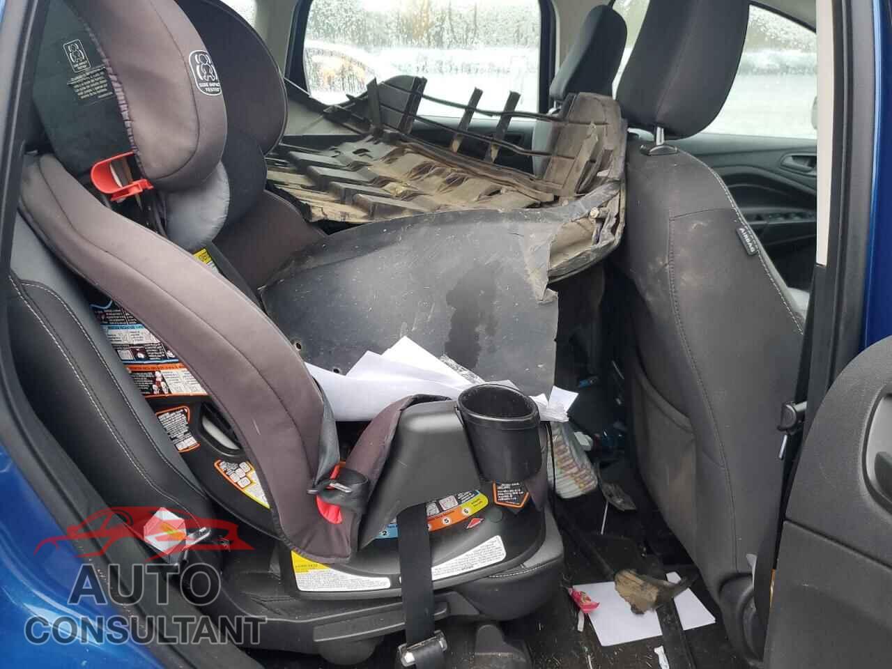 FORD ESCAPE 2018 - 1FMCU0F76JUD00945