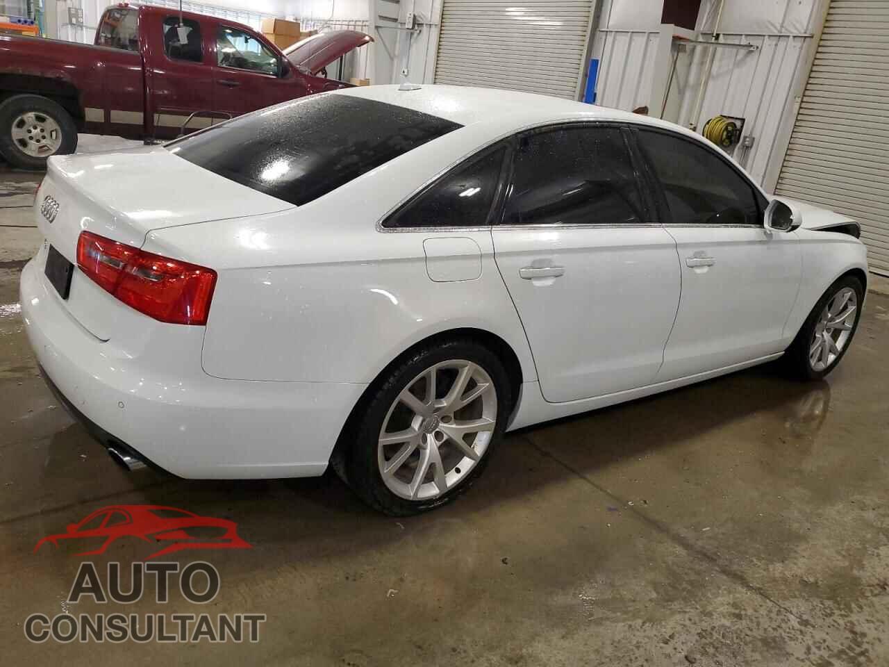 AUDI A6 2013 - WAUGFAFCXDN097122