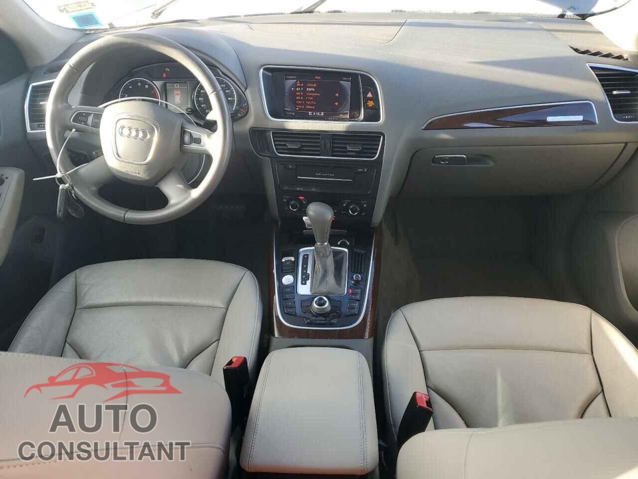 AUDI Q5 2012 - WA1LFAFP6CA058287