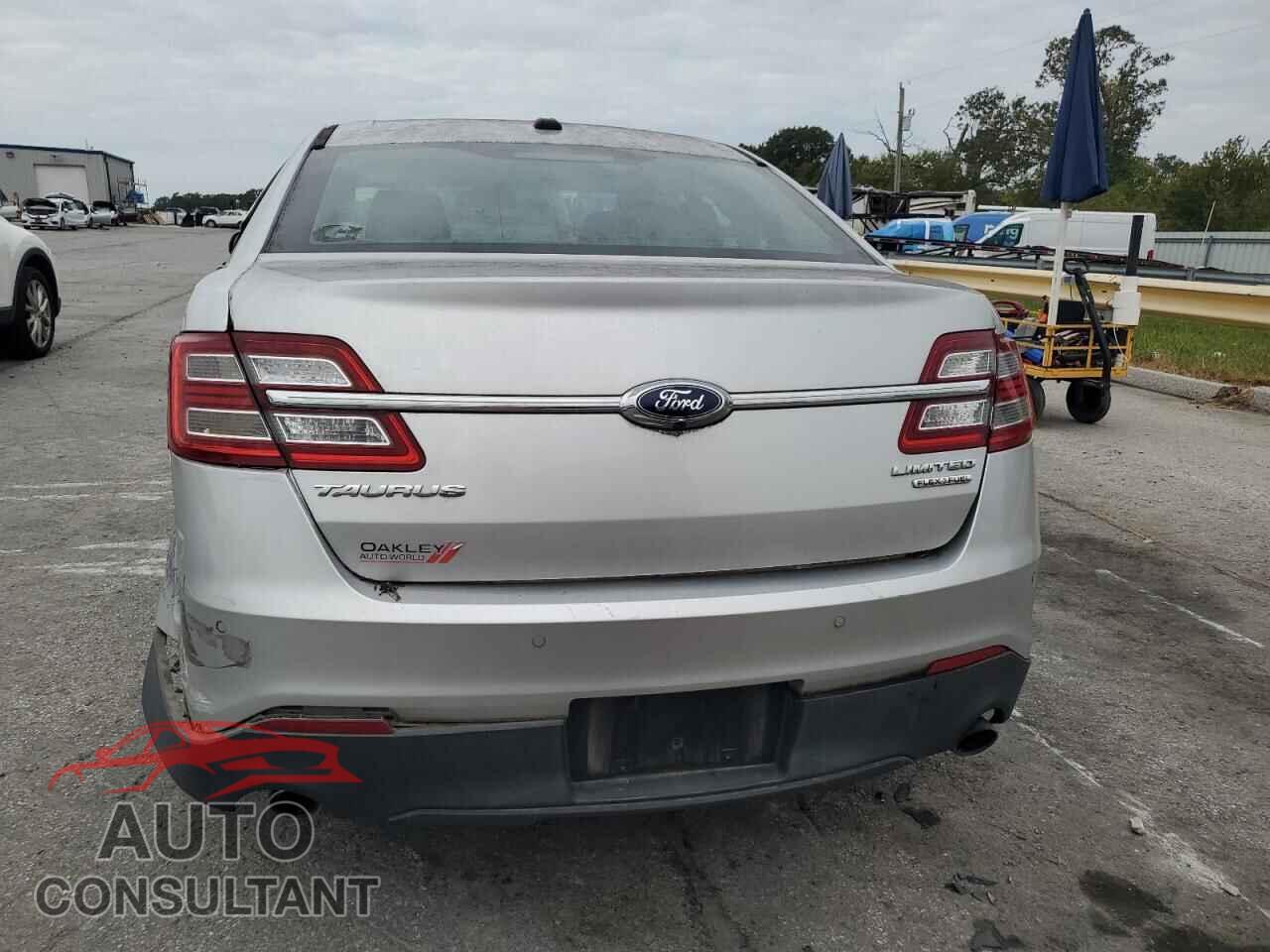 FORD TAURUS 2013 - 1FAHP2F8XDG208736