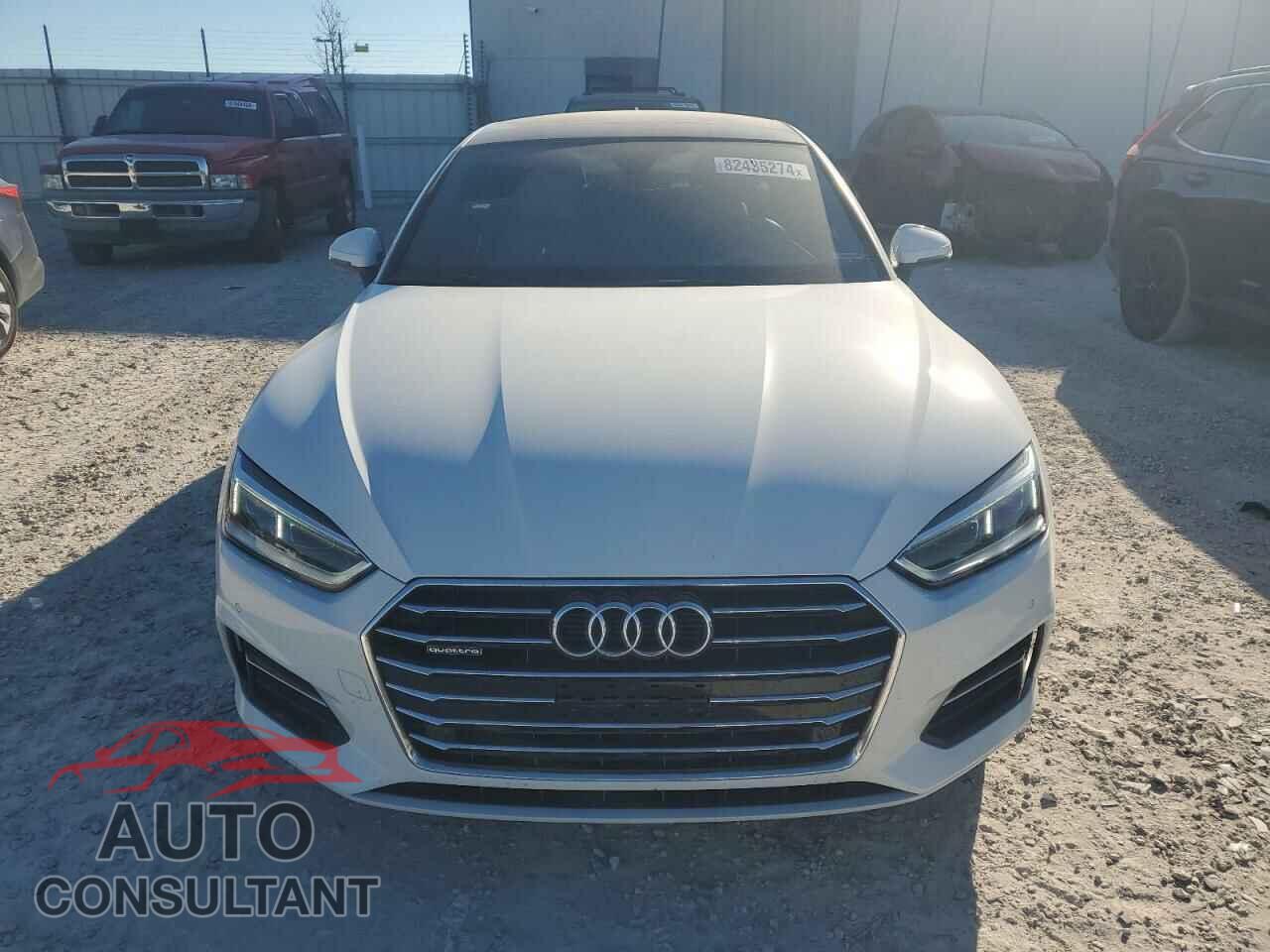 AUDI A5 2018 - WAUBNCF58JA080400