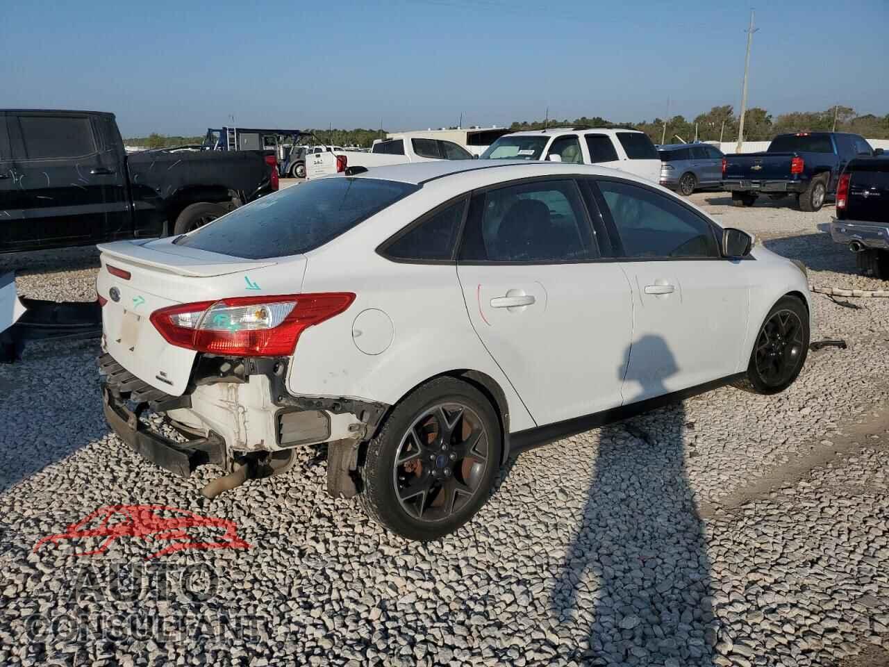 FORD FOCUS 2014 - 1FADP3F22EL130333