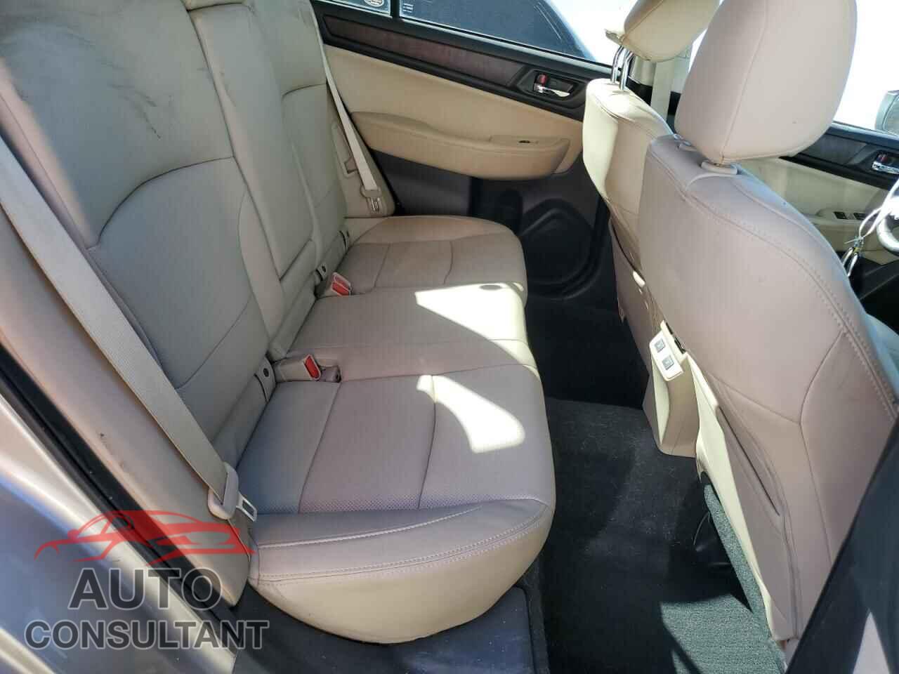SUBARU OUTBACK 2017 - 4S4BSANC4H3232585