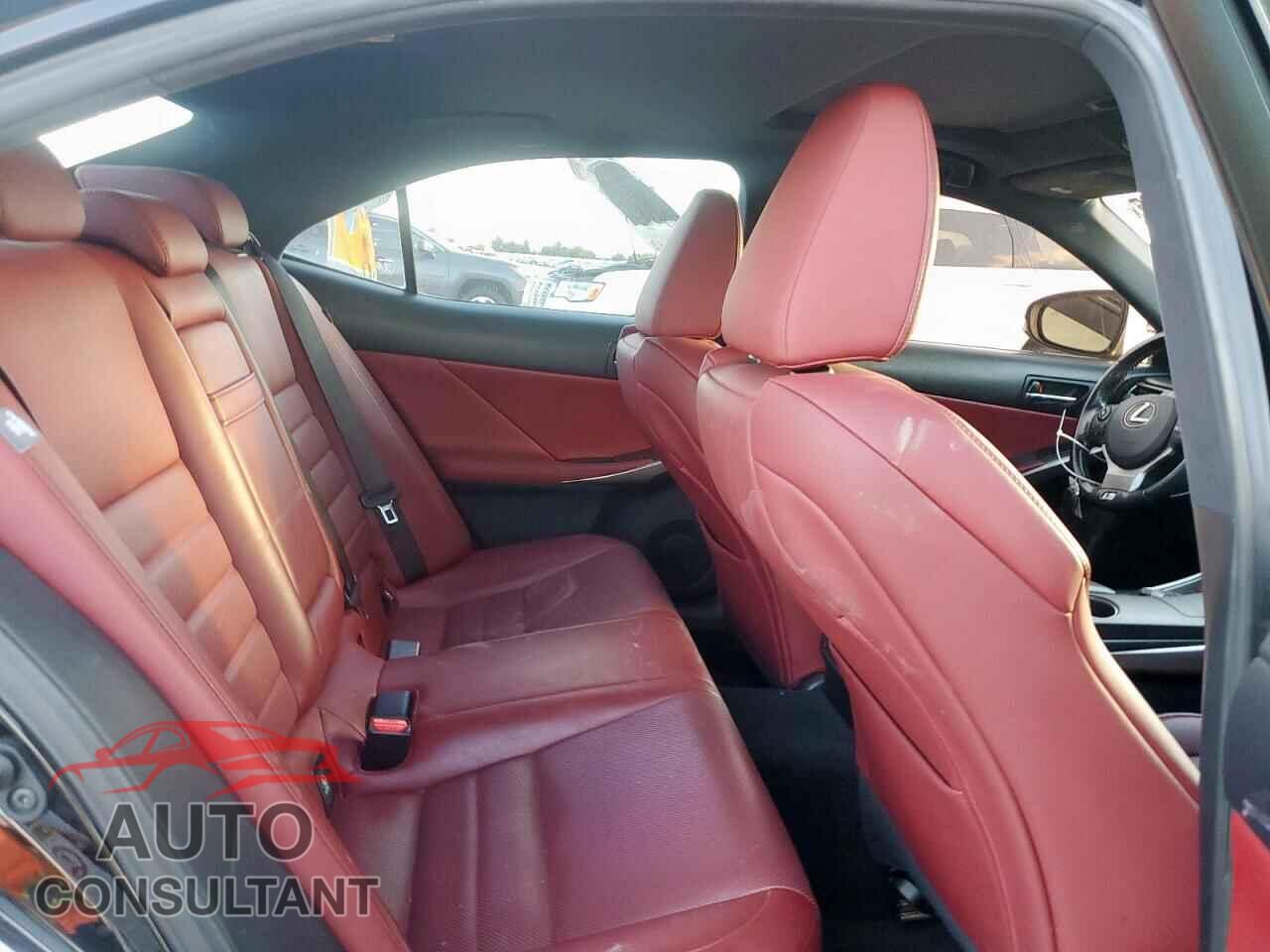 LEXUS IS 2016 - JTHBA1D27G5017297