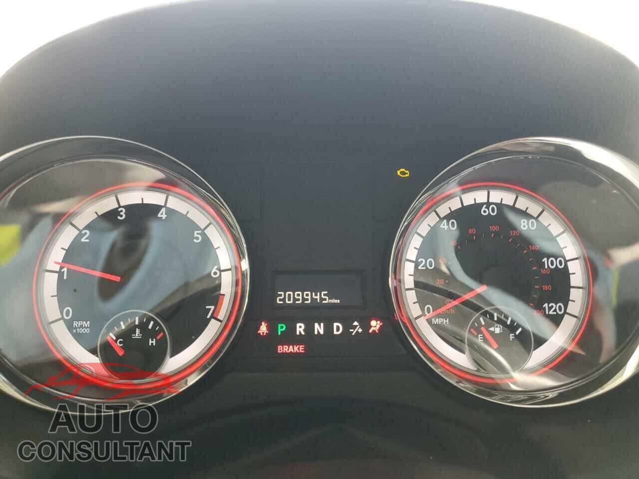 DODGE CARAVAN 2015 - 2C4RDGBG9FR517777